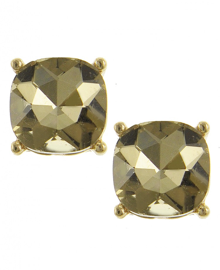 GOLDEN STUD EARRING SET