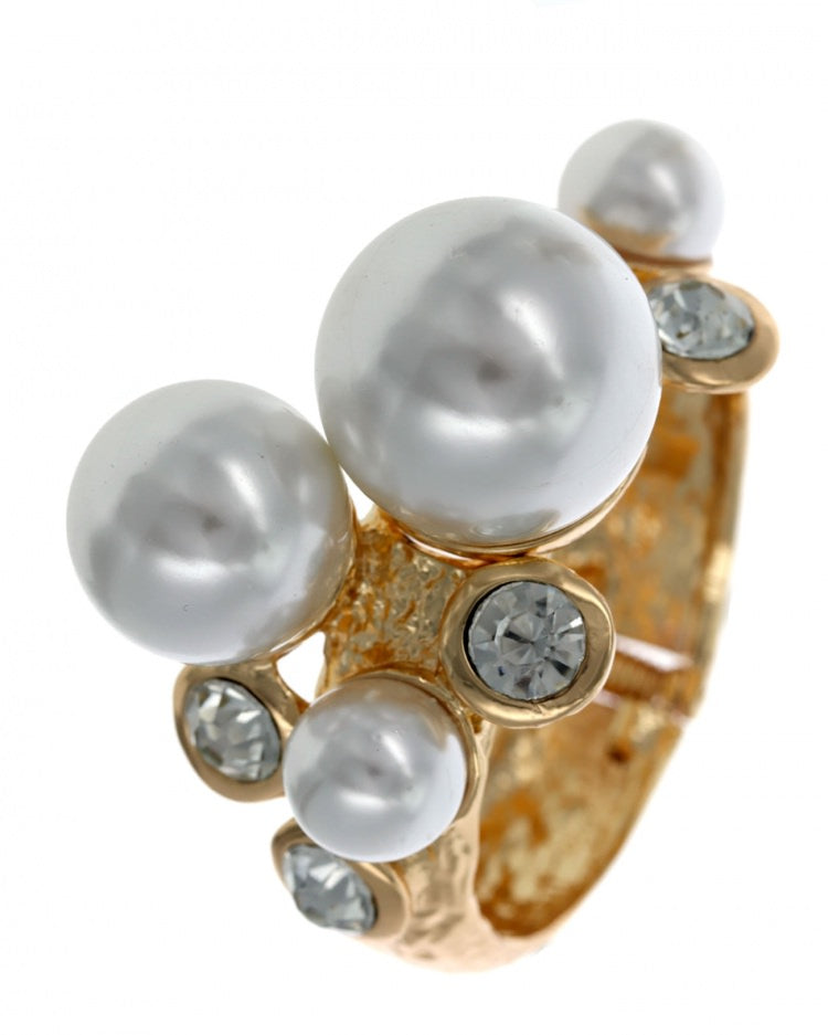 DIAMONDS AND PEARL BRACELET