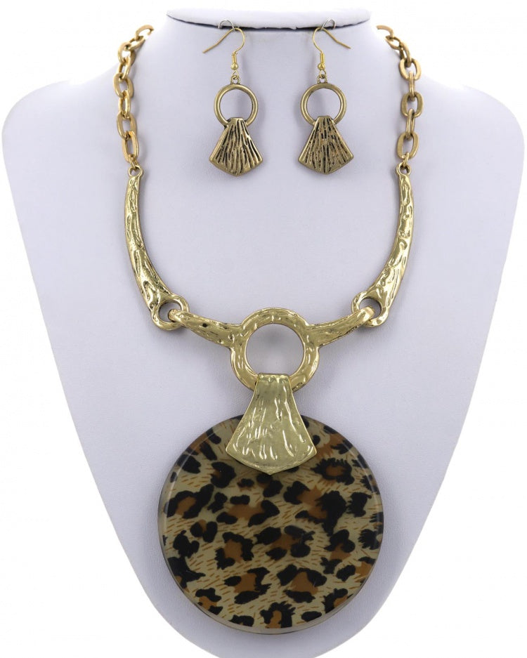 WILD ABOUT YOU NECKLACE SET