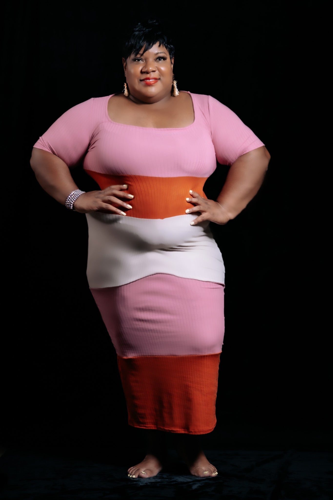 COLOR BLOCK KNIT DRESS
