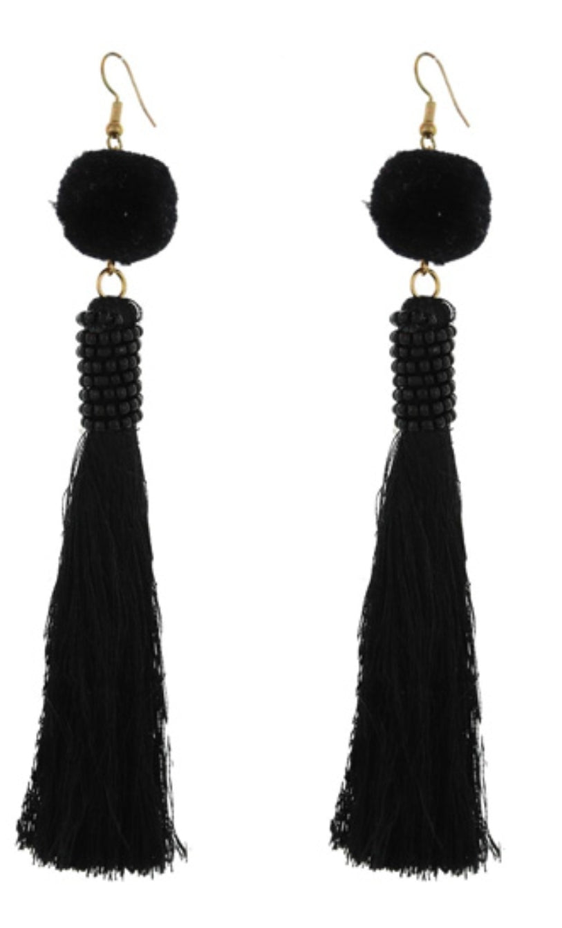 BLACK SEQUIN BEAD TASSEL EARRINGS