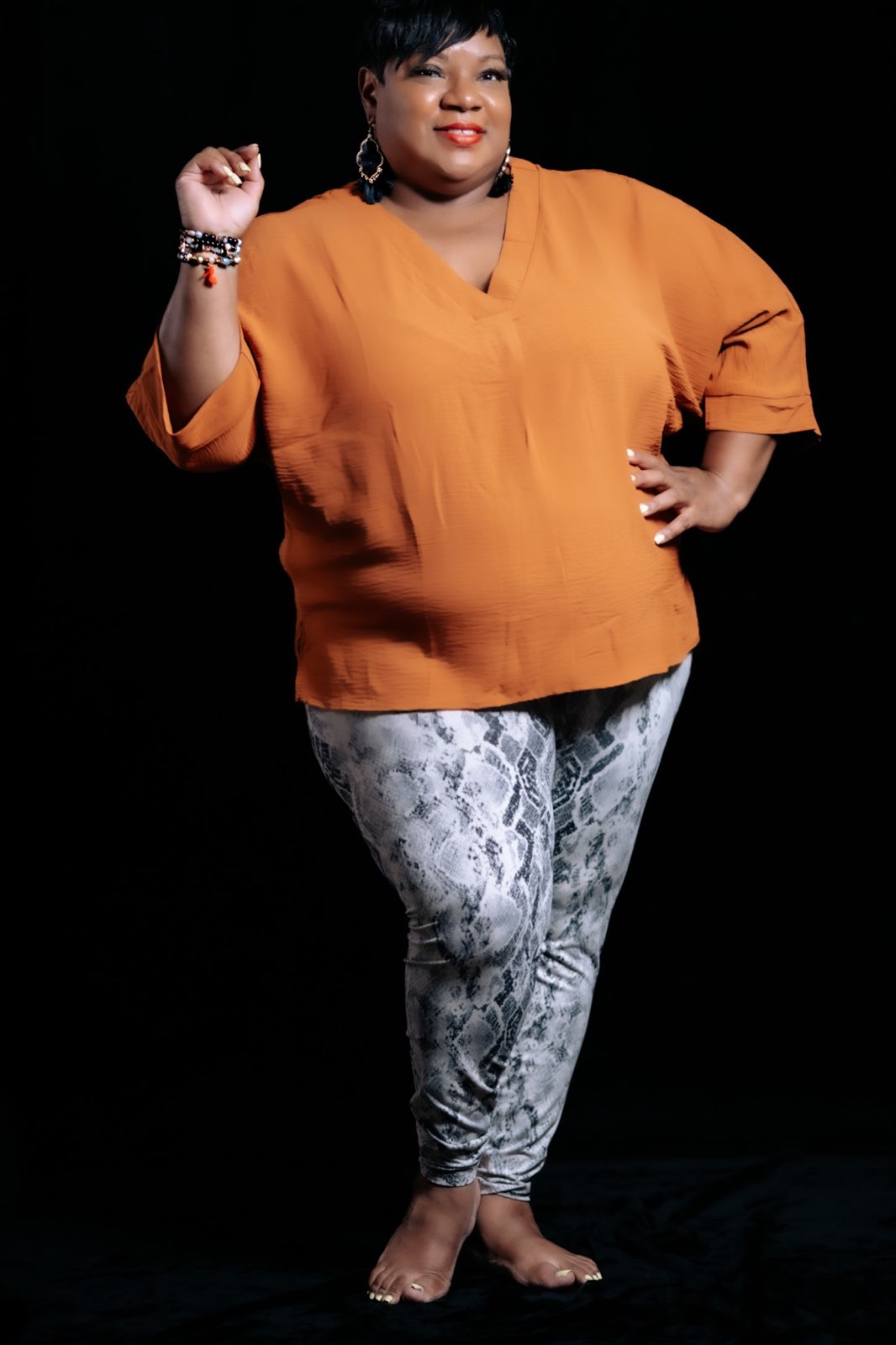 WOVEN AIRFLOW V-NECK DOLMAN 3/4 SLEEVE TOP